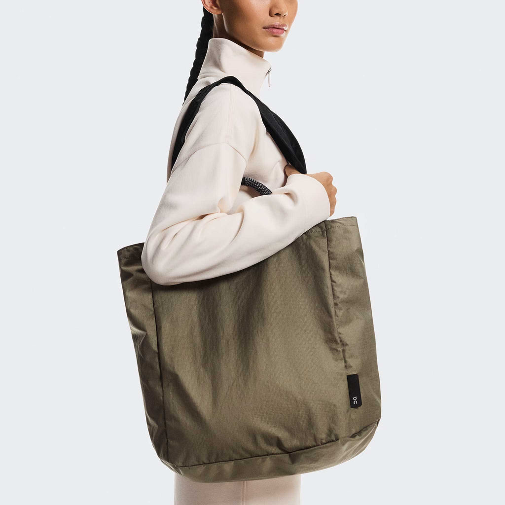 On Tote Pack 25L