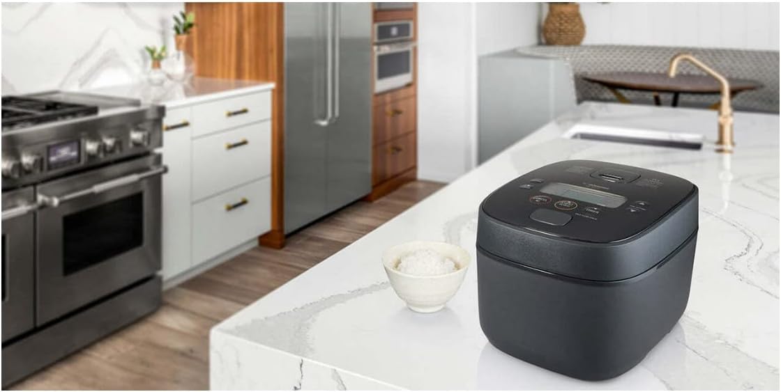 Zojirushi NW-QAC10 5.5-Cup Capacity Flat-Top Induction Cooker and Warmer with Custom Cooking Pan, Double Non-Stick Coating for Easy Clean-Up (Black)
