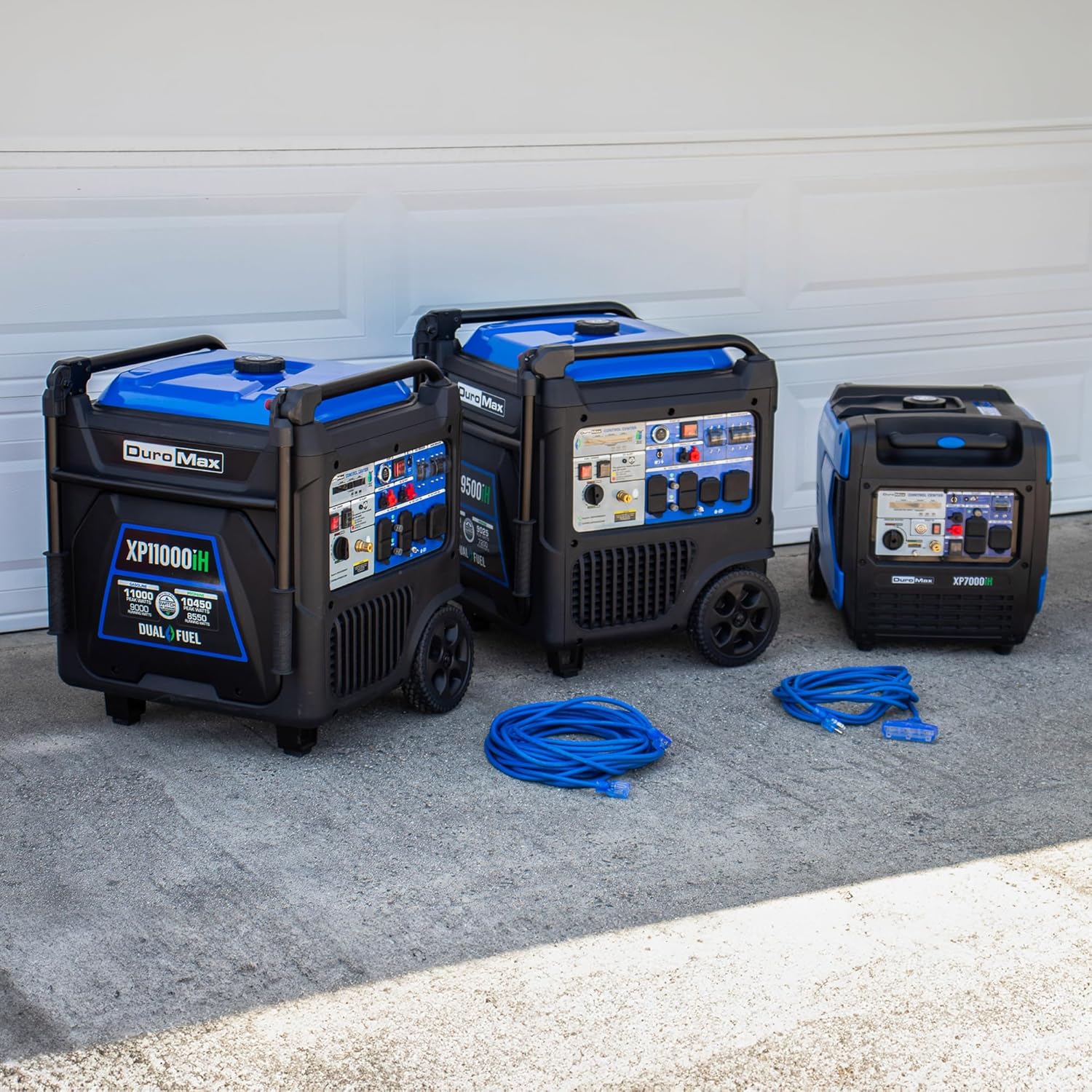 DuroMax XP11000iH 11 000-Watt Dual Fuel Portable Digital Inverter Generator - Gas & Propane  Remote Electric Start  Transfer Switch Ready  RV & Emergency Ready
