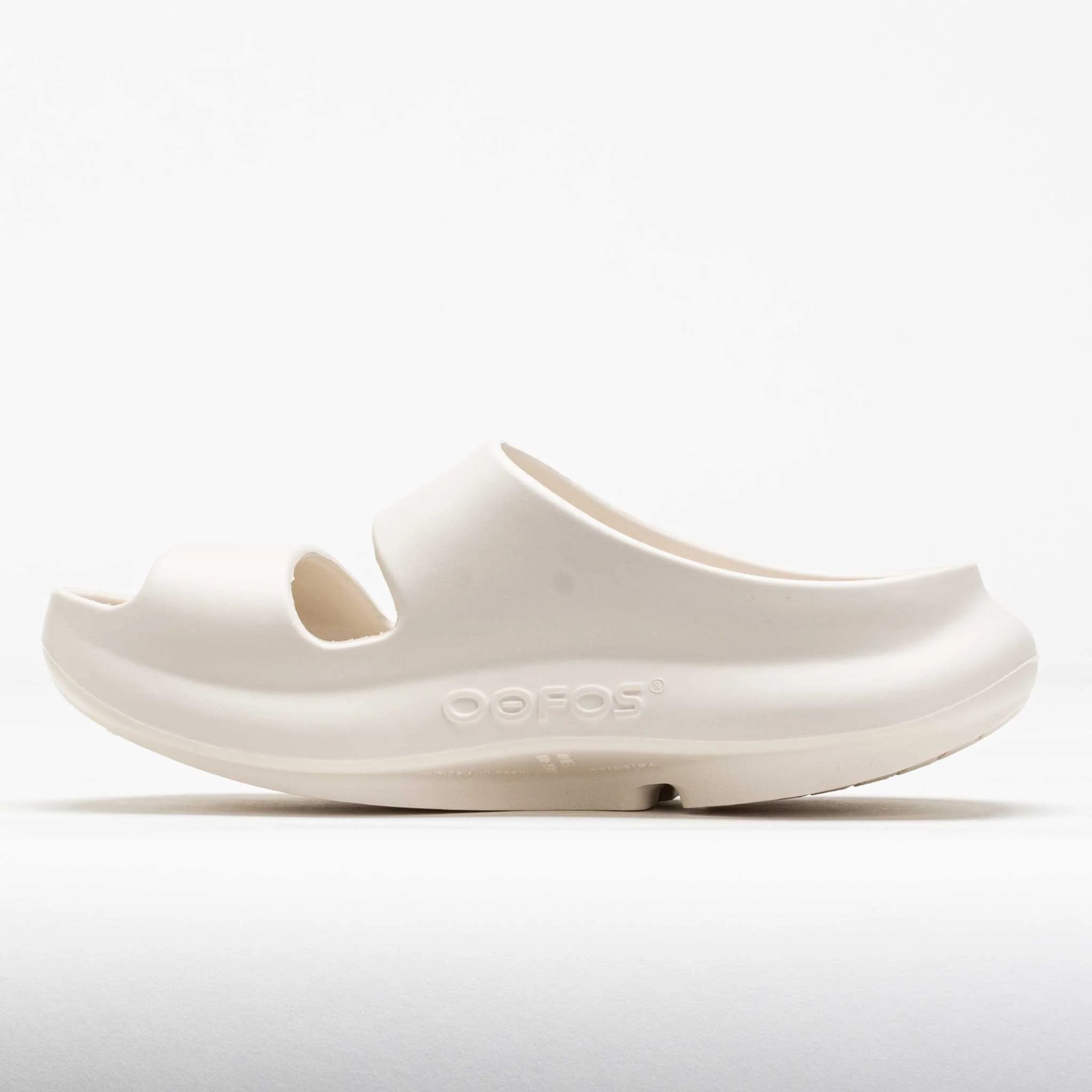 OOFOS OOyea Plus Women's