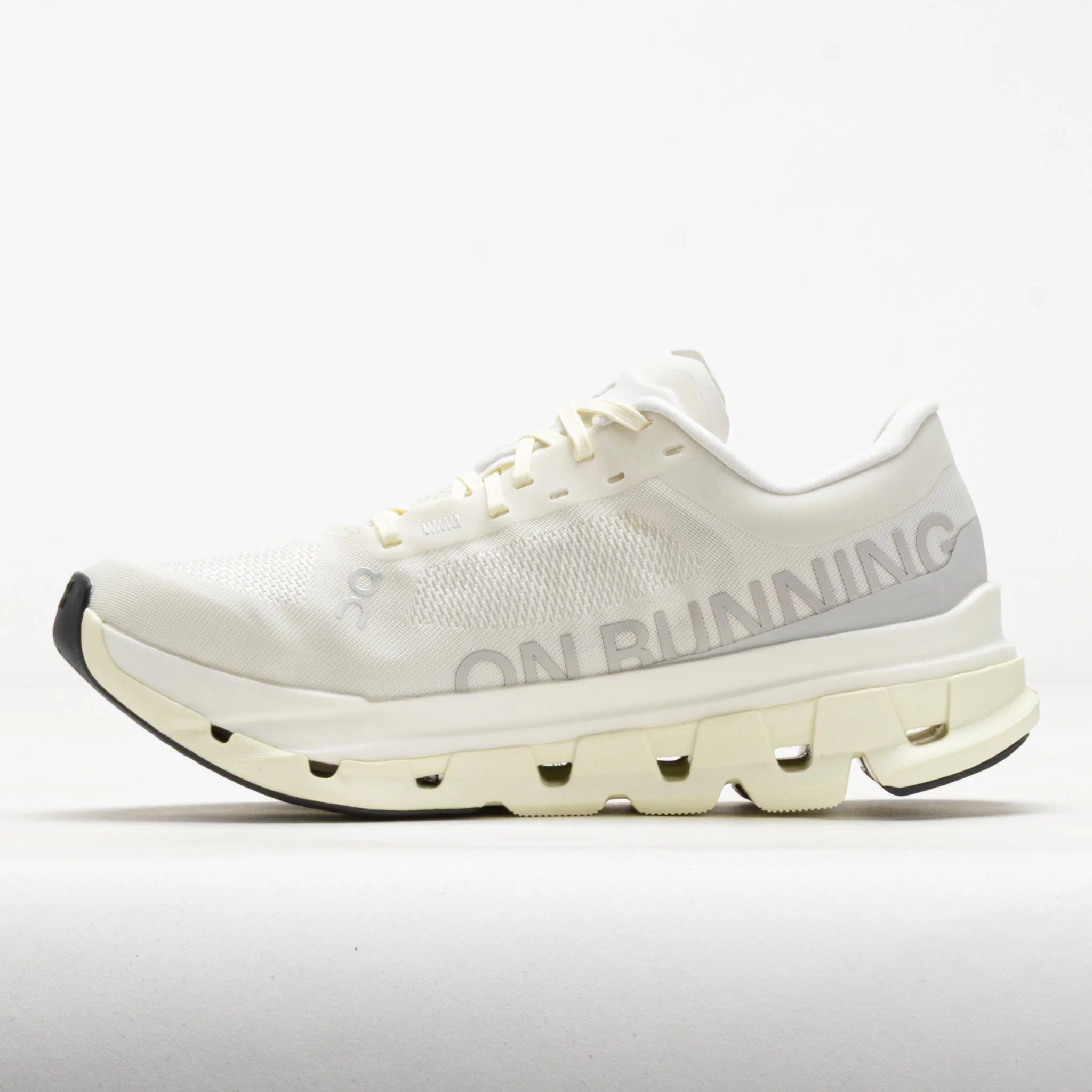 On Cloudflow 5 Women's Ivory/Seedling