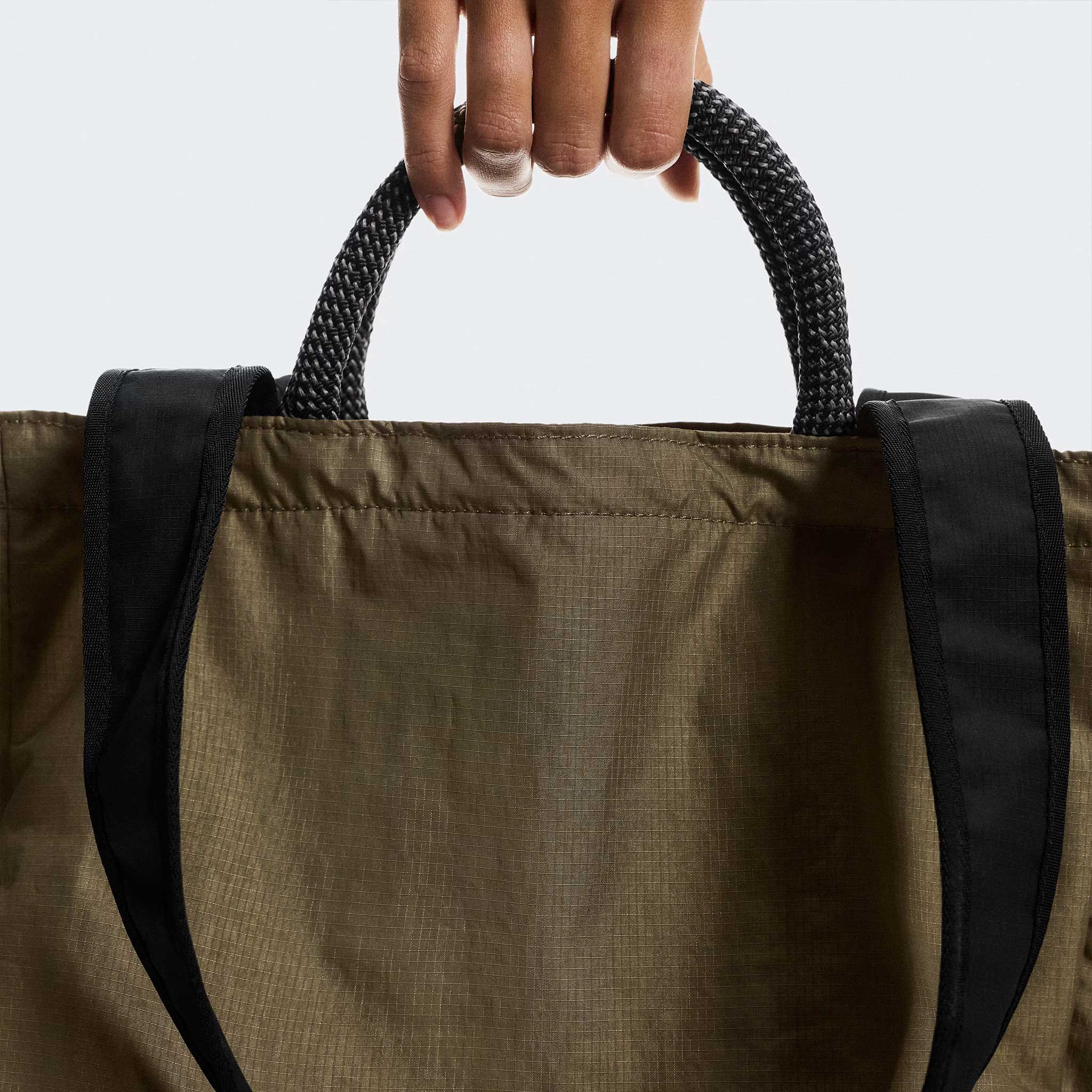 On Tote Pack 25L