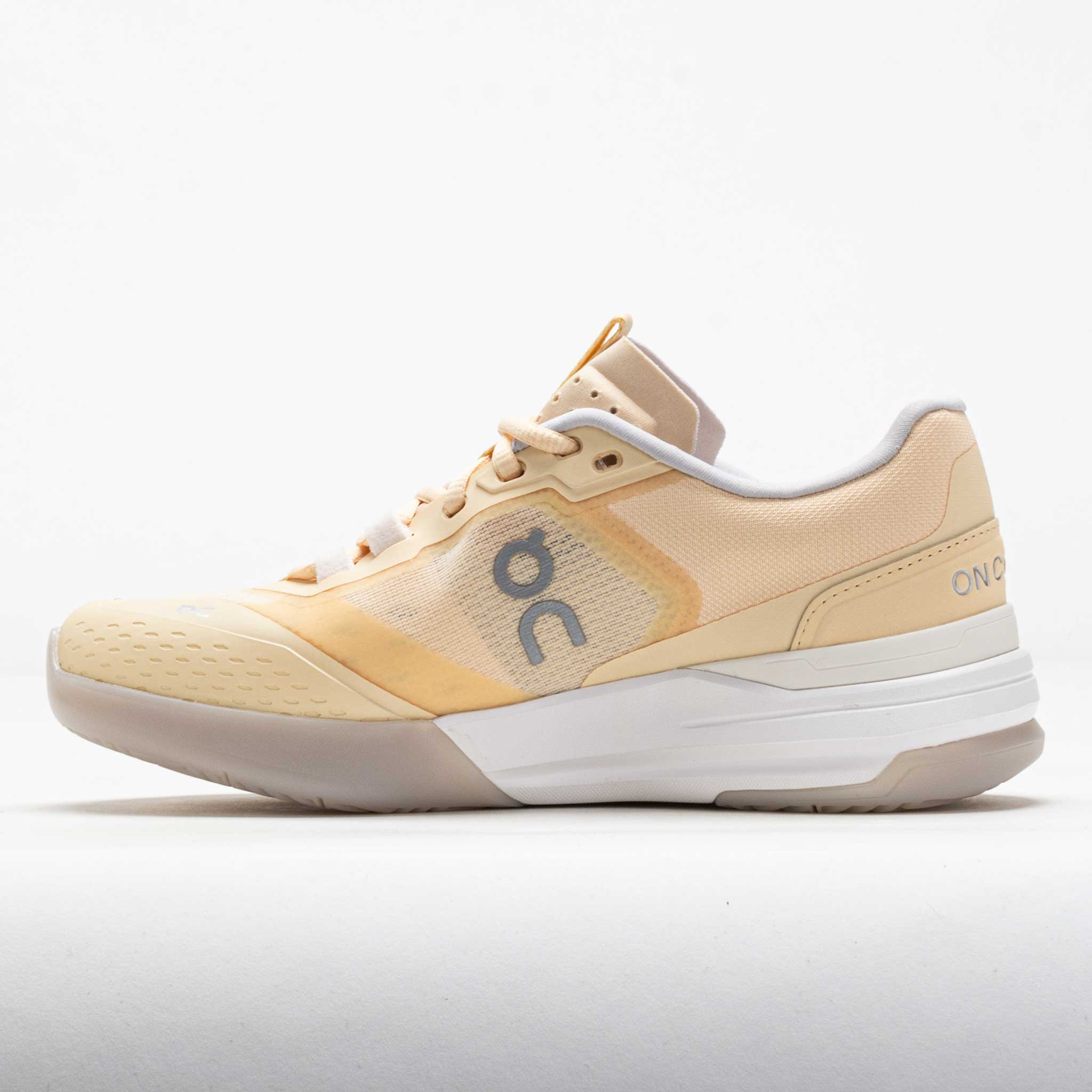 On The Roger Advantage Pro Women's Blonde/Gardenia