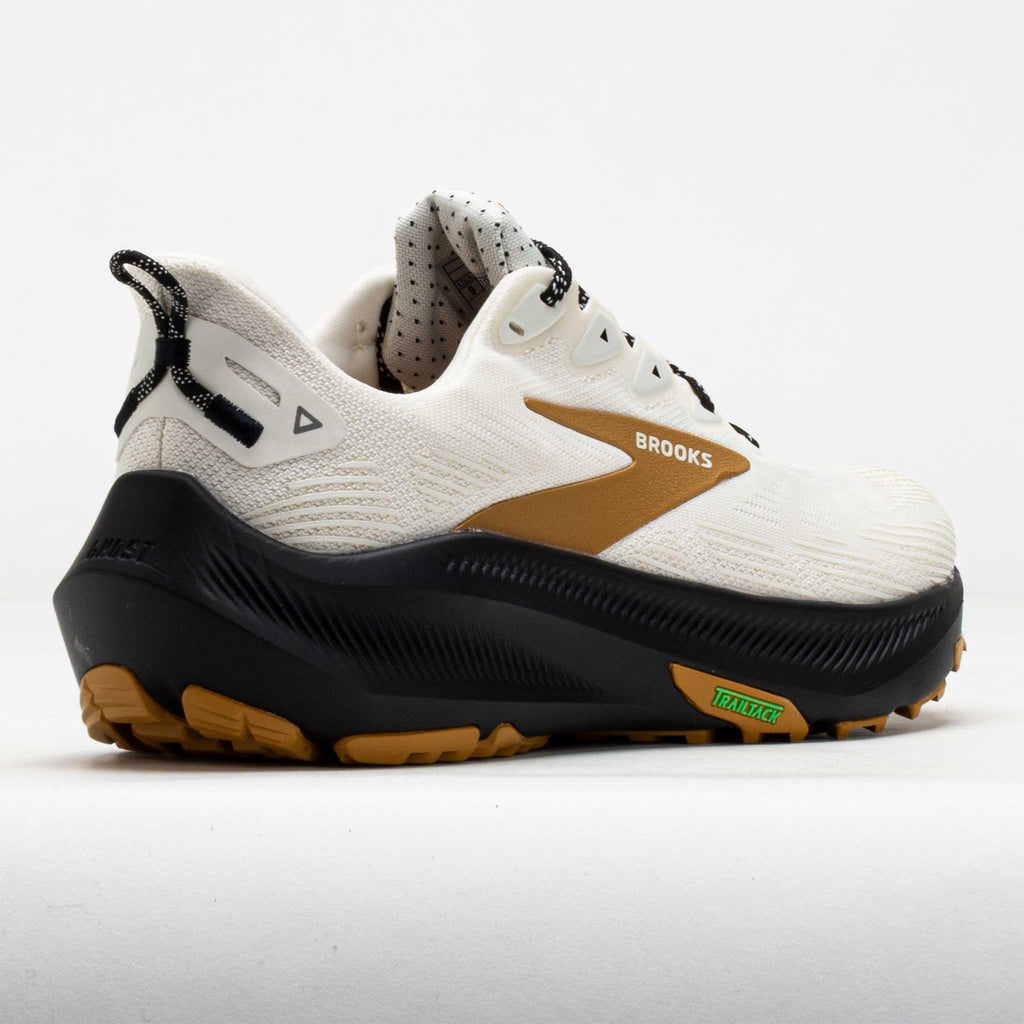 Brooks Nomadix x Ghost Trail Men's Coconut/Black/Coyote