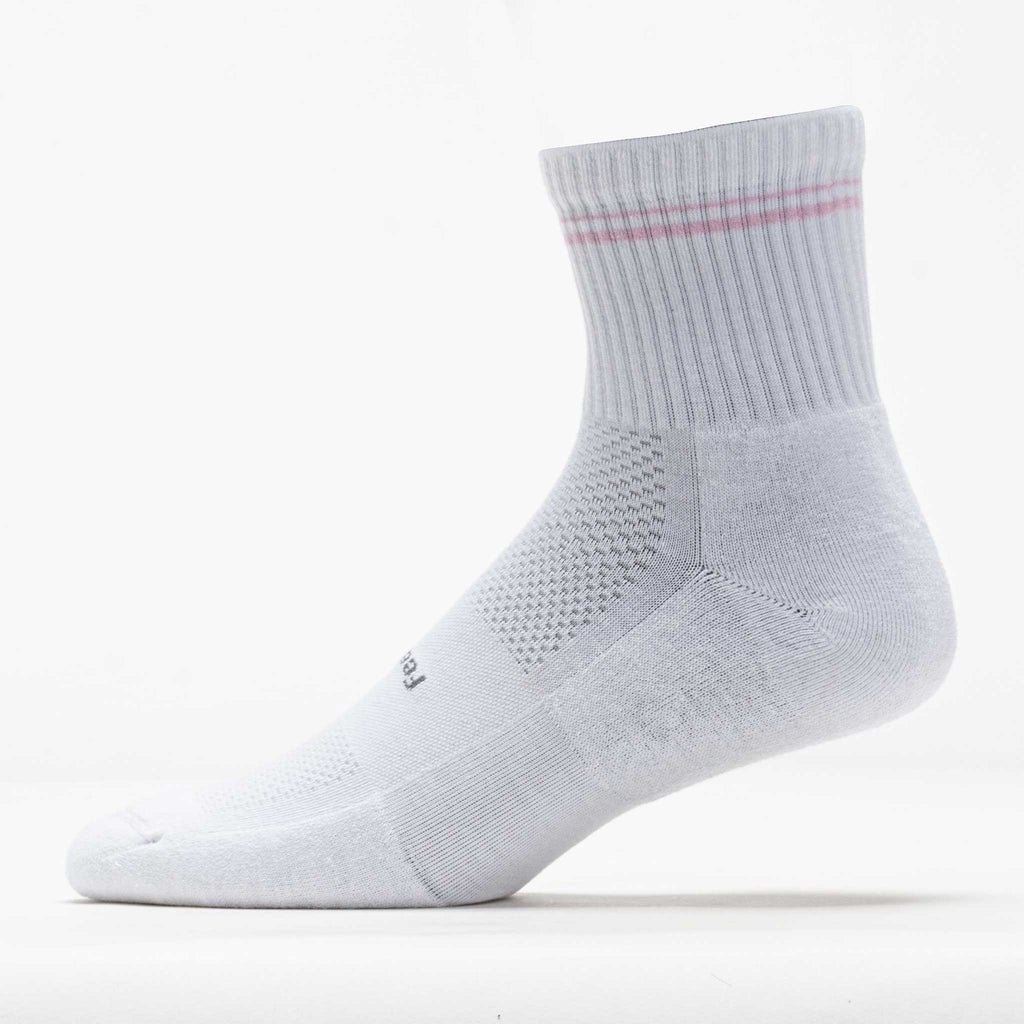 Feetures High Performance Max Cushion Quarter Tall Sock