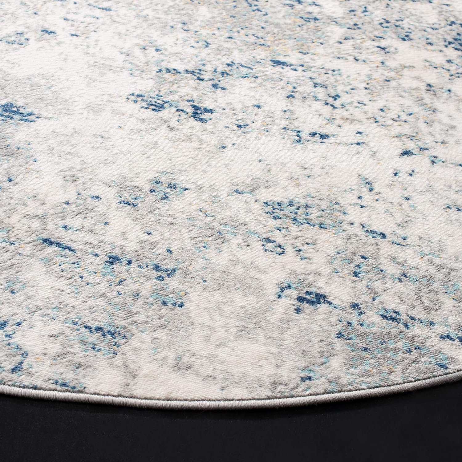 SAFAVIEH Brentwood Collection Area Rug - 8' Round, Light Grey & Blue, Modern Abstract Design, Non-Shedding & Easy Care, Ideal for High Traffic Areas in Living Room, Bedroom (BNT822F)