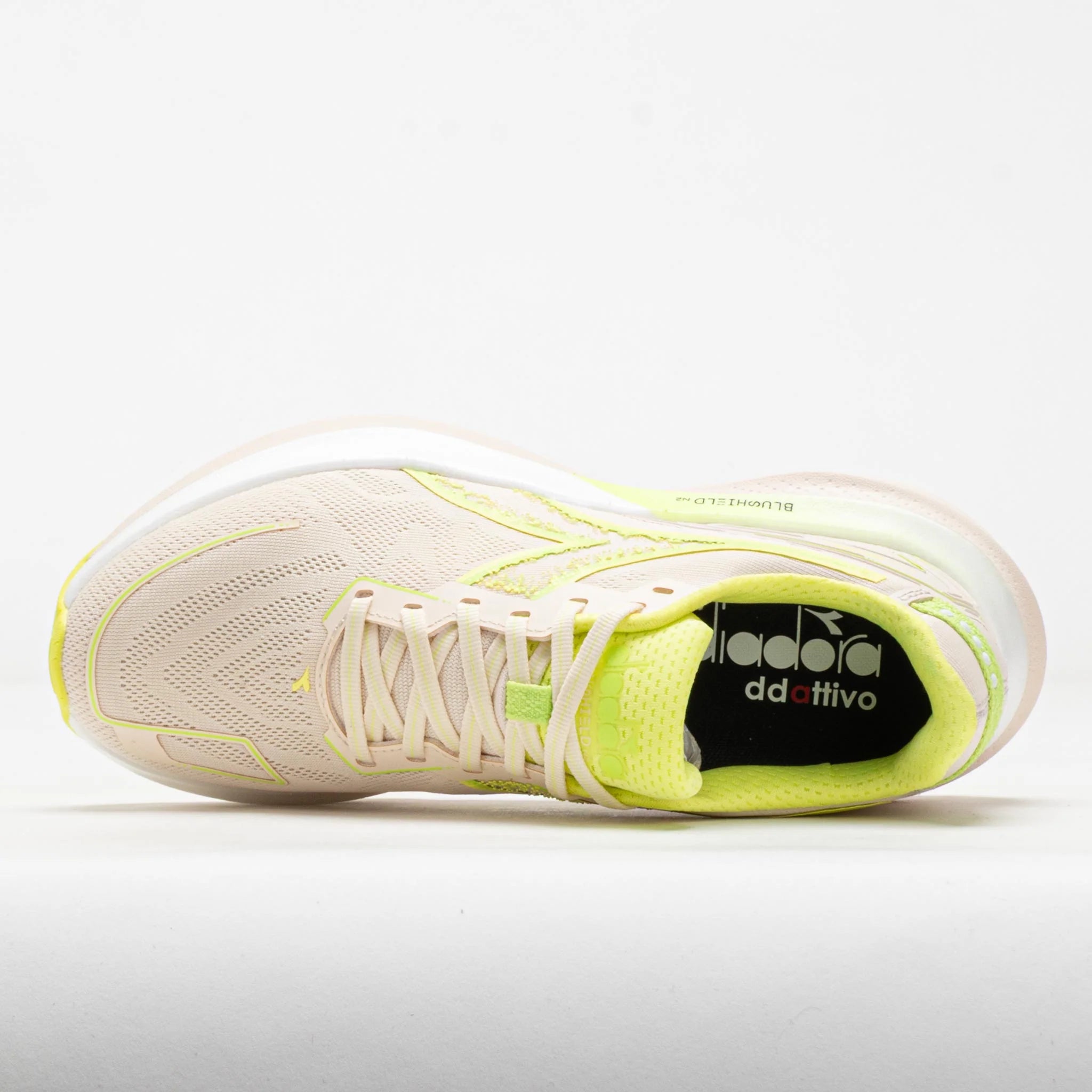 Diadora Mythos Blushield Vigore V Women's Buttercream/Minced