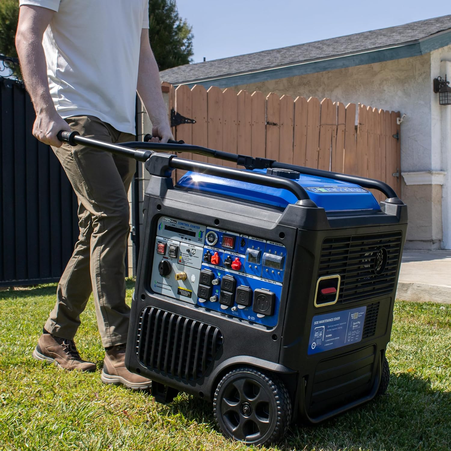 DuroMax XP11000iH 11 000-Watt Dual Fuel Portable Digital Inverter Generator - Gas & Propane  Remote Electric Start  Transfer Switch Ready  RV & Emergency Ready