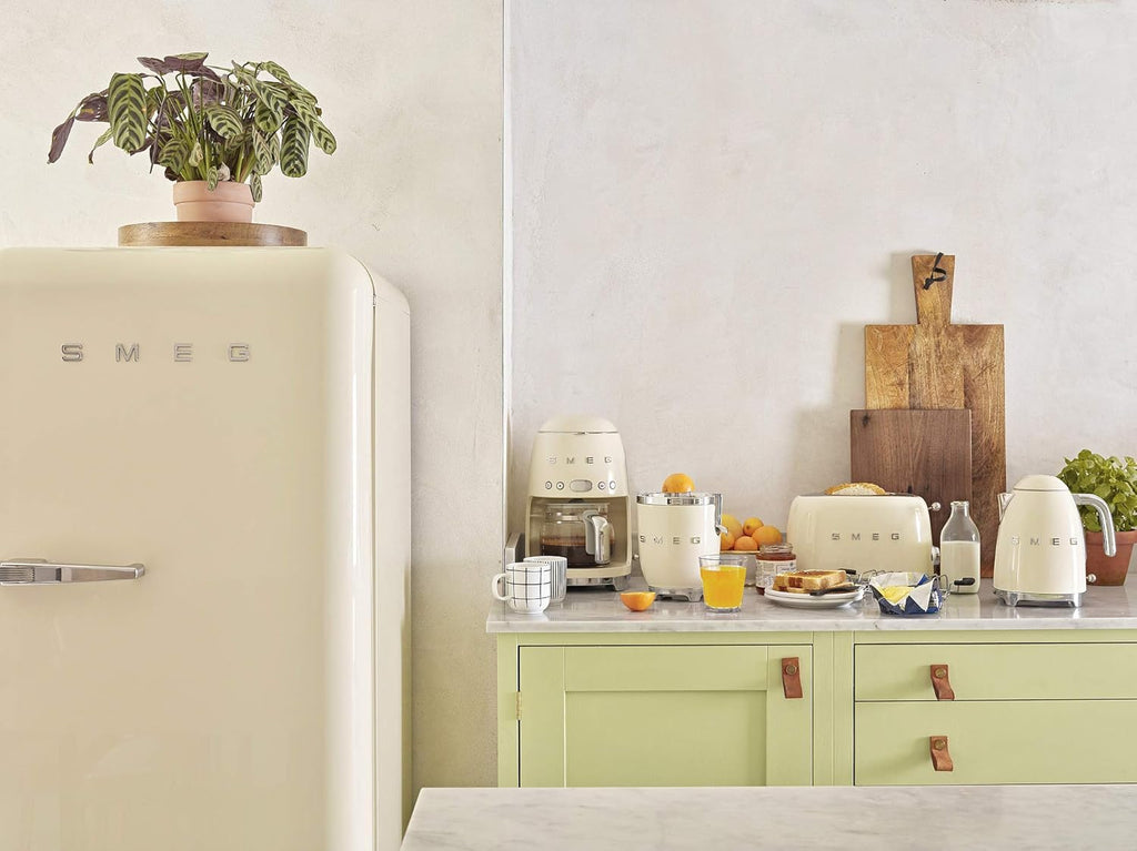 Smeg 50's Retro Style Aesthetic Drip Coffee Machine with 10 Cup Glass Carafe, Auto Start Feature, Keep Warm Plate, and Two Coffee Strength Settings (Cream)