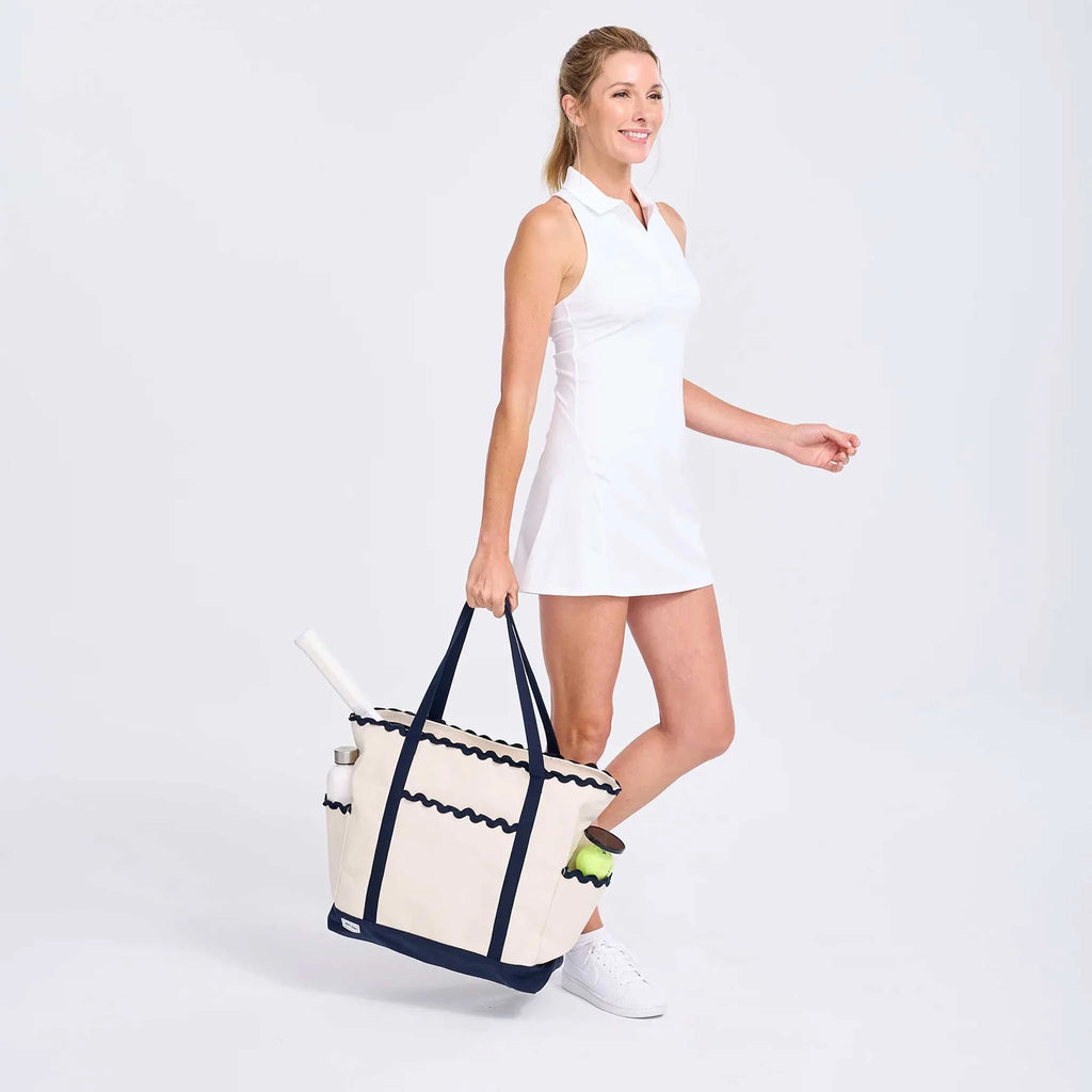 Ame & Lulu Scalloped Tennis Tote