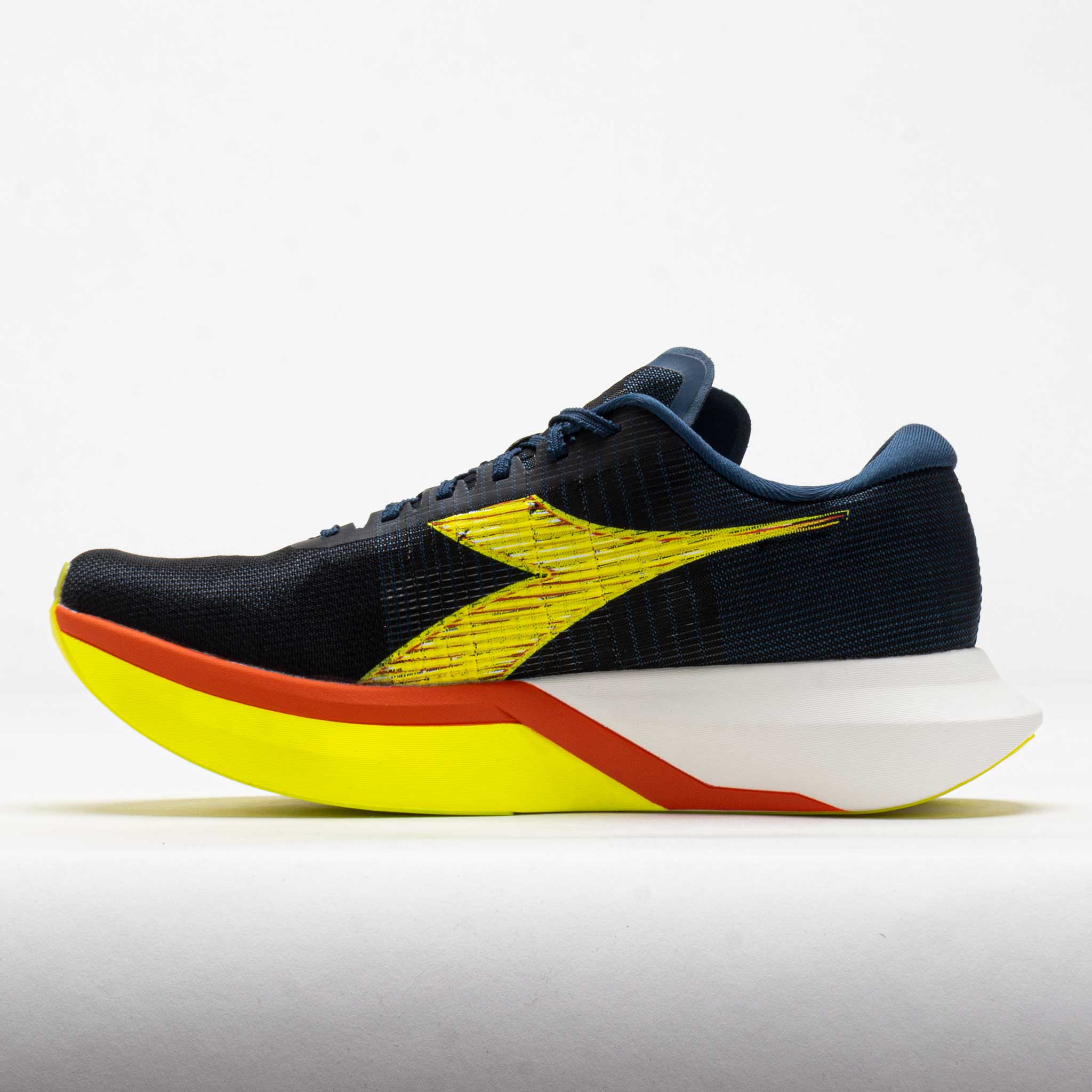 Diadora Gara Carbon 3 Unisex White Lily/Wax Yellow