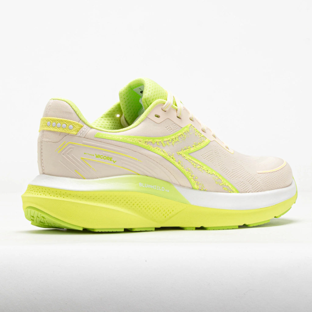 Diadora Mythos Blushield Vigore V Men's Butter Cream/Minced