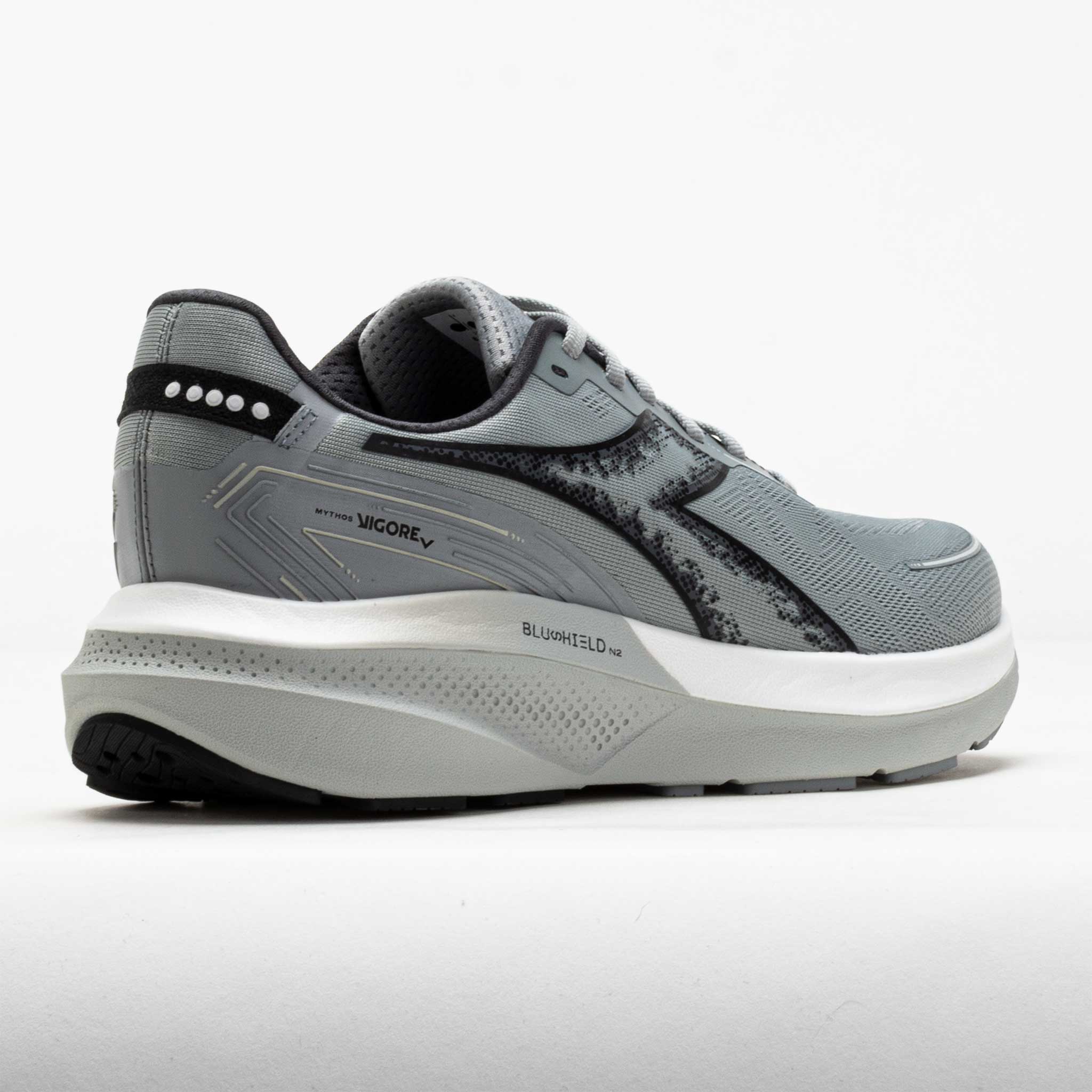Diadora Mythos Blushield Vigore V Men's Ultimate Grey/Black